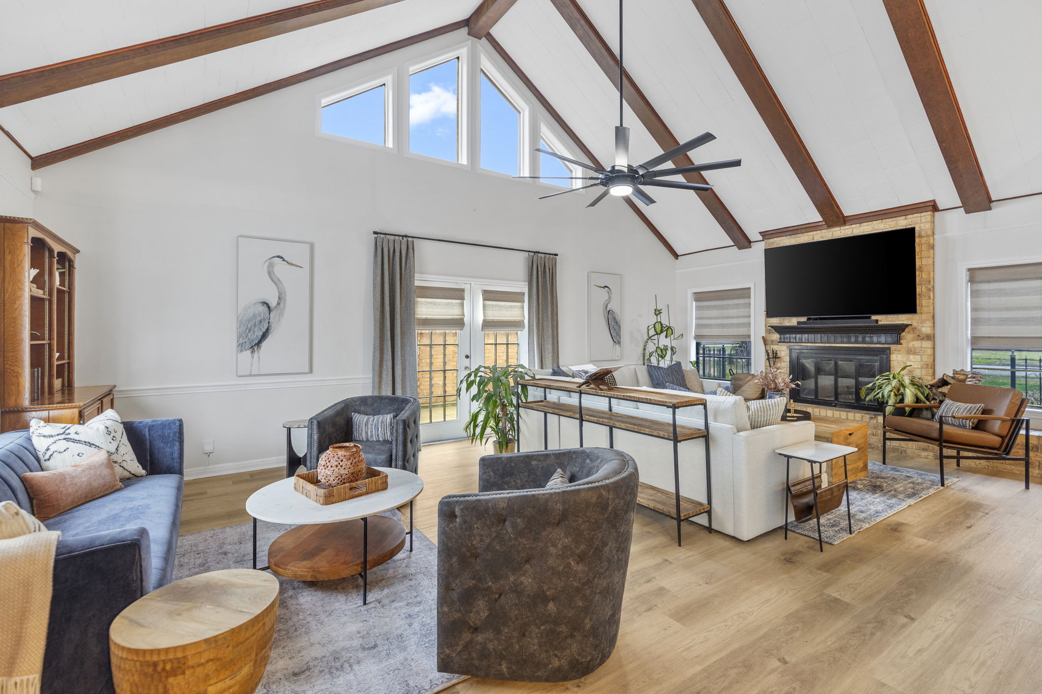 Changing Spaces Changing Spaces